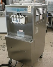 Фризер для мягкого мороженого TAYLOR 754